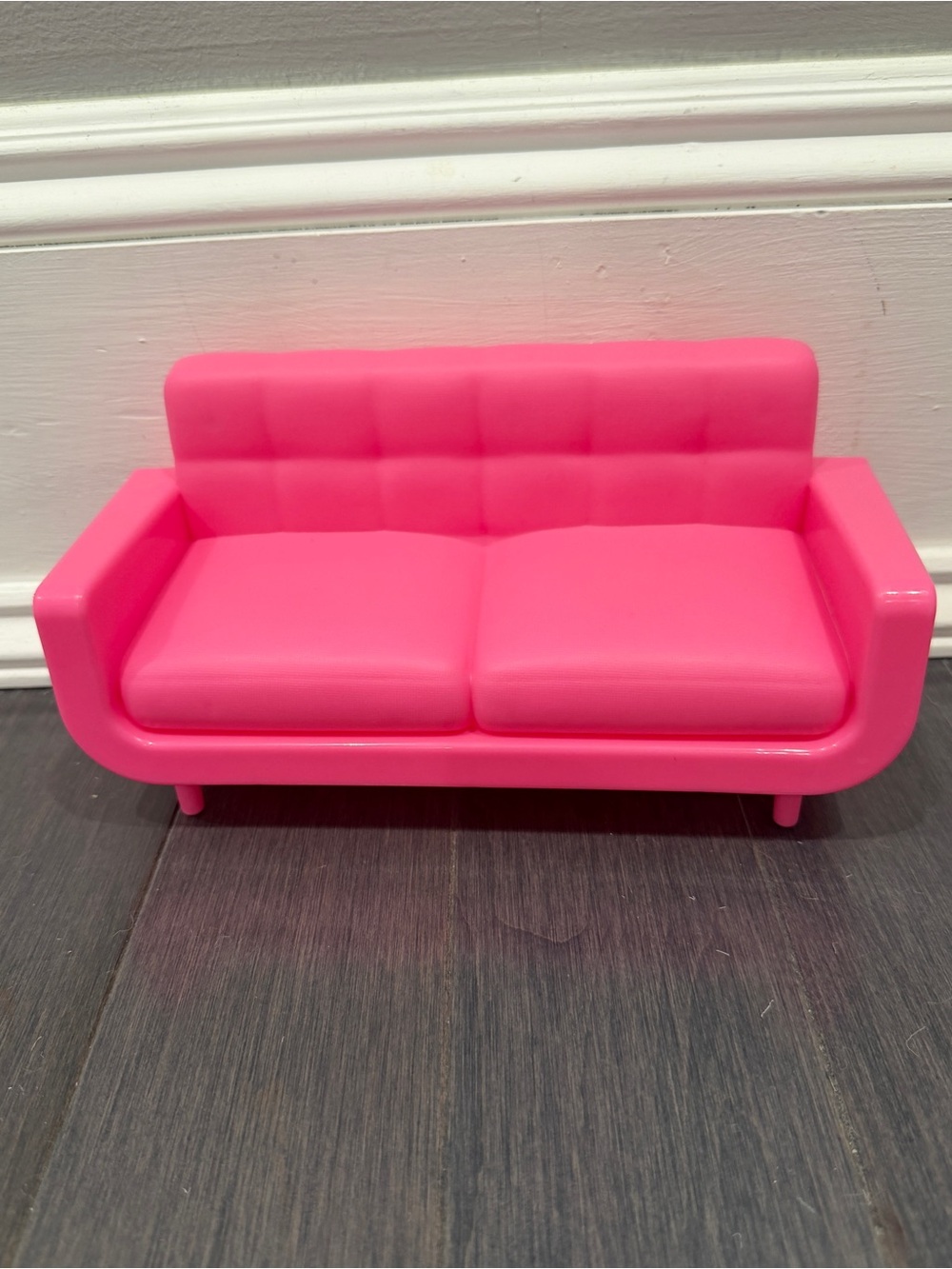 NWOT Barbie Dreamhouse Sofa Couch for Dolls Kids Girls Imaginative Pretend Play